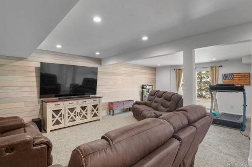 8750 Lariat Loop, Elizabeth CO 80107-9316 exterior