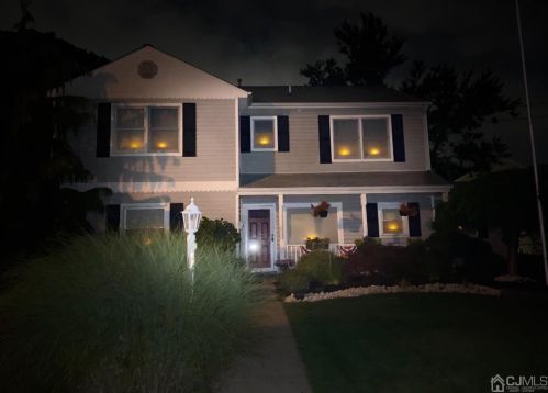 46 Dalton Pl, Edison, NJ 08817-3226