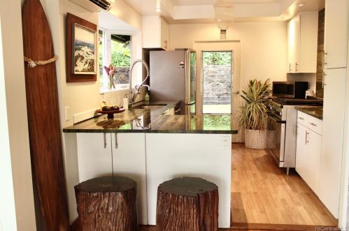 474 Hao St, Honolulu HI  96821-1620 exterior