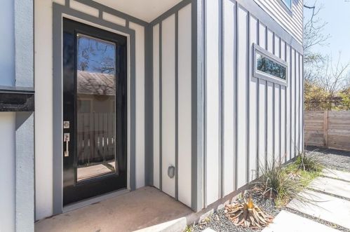 3911 Duval St, Austin, TX 78751-5107