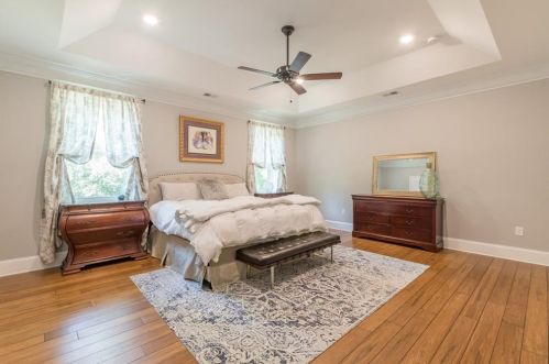 1648 Beacon Hill Blvd, Atlanta GA  30329-2556 exterior