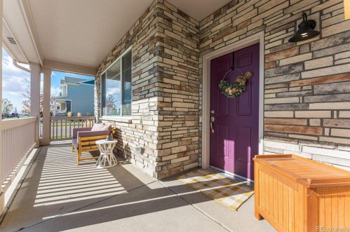 21001 60th Ave, Denver CO  80019 exterior