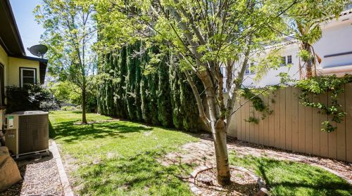 3580 Larchwood Pl, Riverside CA  92506-1236 exterior