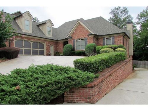 2065 Democracy Dr, Buford, GA 30519-8071