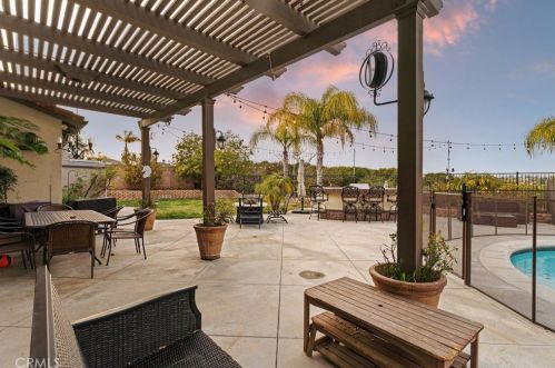 1133 Brasado Way, Riverside CA  92508-8717 exterior