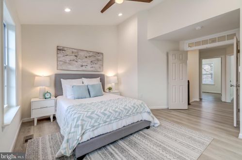 8527 Bauer Dr, Springfield VA  22152-2345 exterior