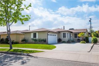 5314 139th St, Hawthorne, CA 90250-6446