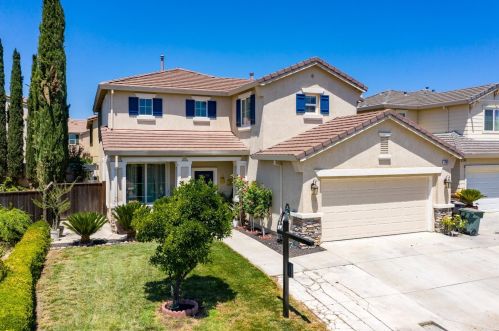 1765 Thelma Loop, Tracy, CA 95377-7212