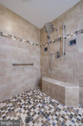 18 Walnut St, Lancaster PA  17602-4924 exterior