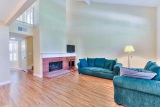 26 Georgetown, Irvine CA  92612-2670 exterior