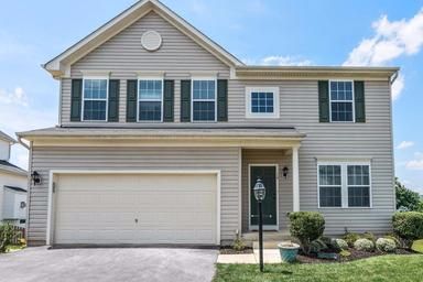 19 Potterfield Dr, Lovettsville, VA 20180-8624