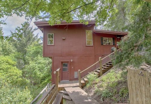 599 Blue Ridge Dr, Big Basin, CA 95006-9640