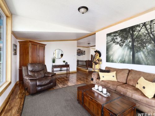 29731 Old Lincoln Hwy, Hoytsville UT 84017-9621 exterior