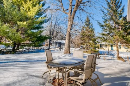 13843 Garrett Ave, Saint Paul MN  55124-8452 exterior