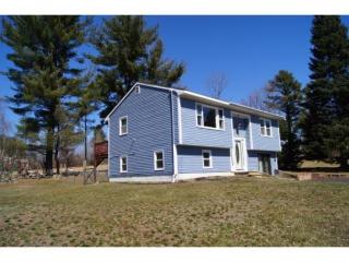 21 Mountain View Dr, Tilton, NH 03276-5401
