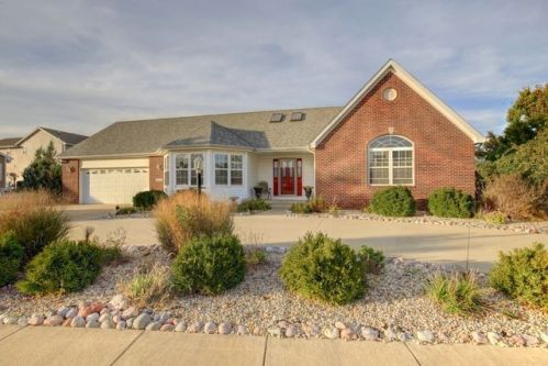 4002 Pebblebrook Ln, Champaign, IL 61822-2006
