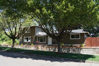 10308 Oregonian Ave, Portland OR  97203-1377 exterior