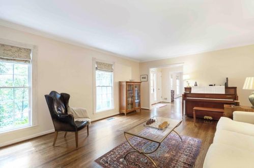 4247 Harrogate Dr, Atlanta GA  30327-3624 exterior