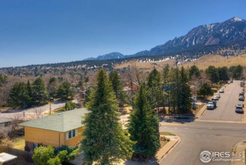 2295 Hillsdale Cir, Boulder CO  80305-5621 exterior