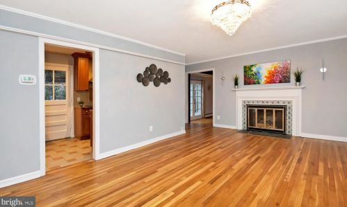 85 Overbrook Dr, Princeton NJ  exterior
