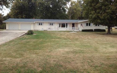 1189 Hawcreek Rd, Gilson, IL 61436-9676