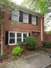855 Lenox Oaks Cir, Atlanta, GA 30324-2839