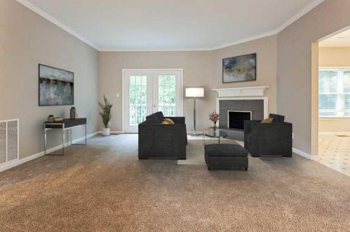 2729 Jerome Rd, Atlanta, GA 30349-3115