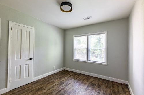 1361 Byrere Ter, Atlanta GA  30310-3927 exterior