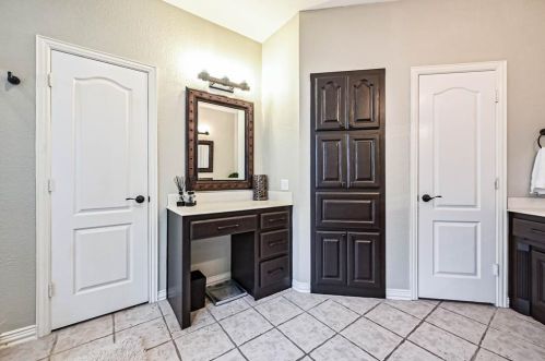 10512 Stonehill Dr, Fort Worth TX  76126-4547 exterior