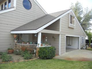 36445 Straub Rd, Hemet, CA 92544-9697