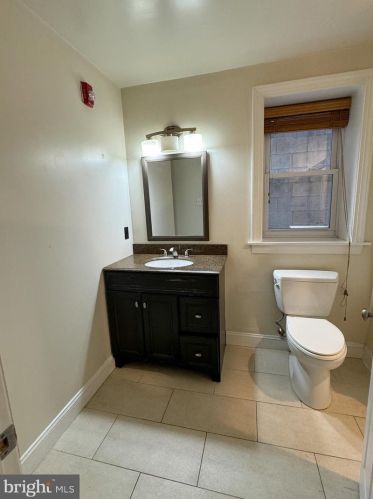 2308 Delancey Pl, Philadelphia, PA 19103-6427