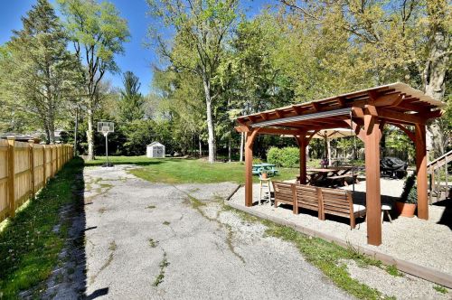 354 55th St, Willowbrook IL  60514-3015 exterior