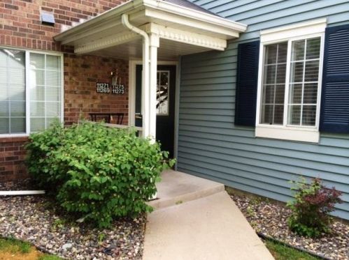 11269 Oregon Cir, Minneapolis, MN 55438-2461
