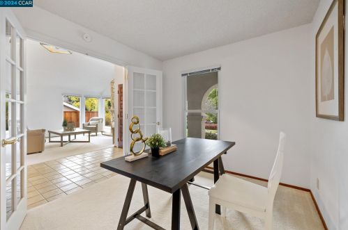 404 Saddlebrook Ln, Concord CA  94523-1614 exterior