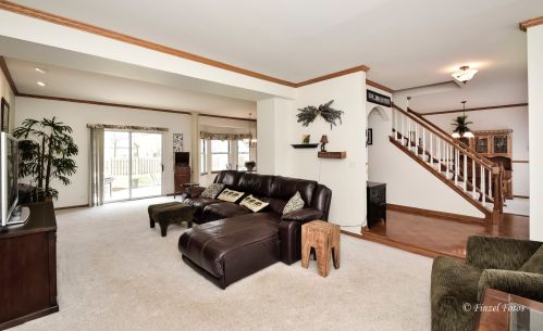 810 Old Oak Cir, Barrington Hills, IL 60102
