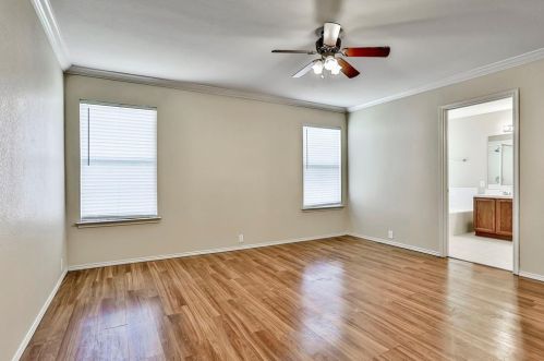 8232 Rnch Hand Trl, Fort Worth TX  76131-5365 exterior