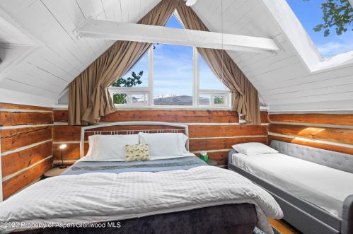 1645 Capitol Creek Rd, Snowmass CO 81654-9337 exterior