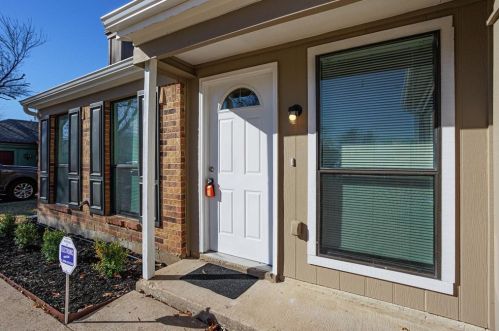 3901 Strawberry Ct, Fort Worth TX  76137-1639 exterior