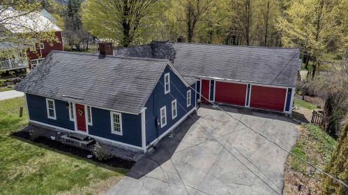 97 Western Ave, Henniker, NH 03242-3302