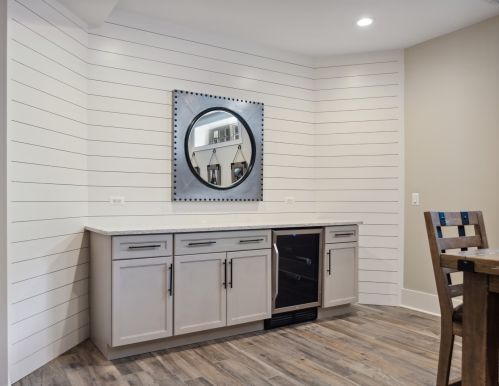 267 Middaugh Rd, Willowbrook IL  60514-1067 exterior