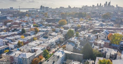 2232 Cedar St, Philadelphia, PA 19125-2932