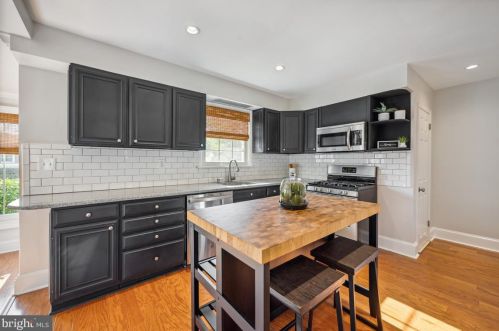 847 Cedar Ave, Haddonfield NJ 08033-1012 exterior