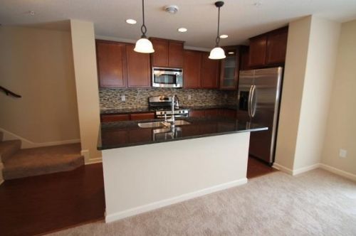 2139 Cedar Grove Trl, Saint Paul MN  55122-1543 exterior