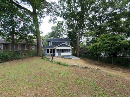 944 Burns Dr, Atlanta GA  30310-4632 exterior