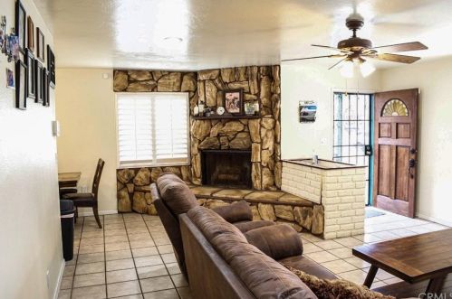 145 Rosewood St, Rialto, CA 92376-5127