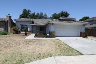 2731 Dennis Ave, Clovis, CA 93611-6932