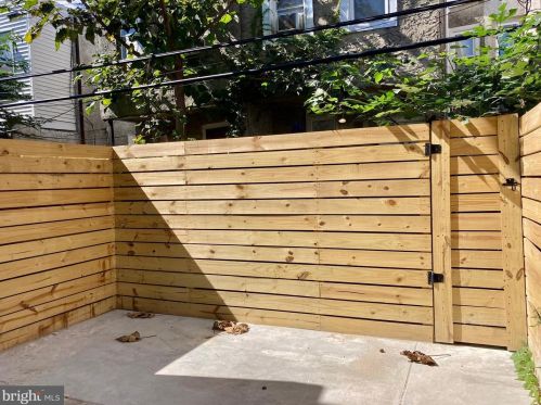 1252 24 St, Philadelphia PA  19130-1914 exterior