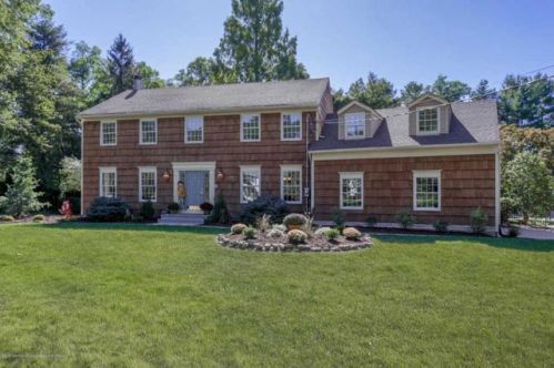 105 Stavola Rd, Middletown, NJ 07748-3736