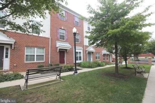 3 Rafting Way, Trenton, NJ 08611-3434