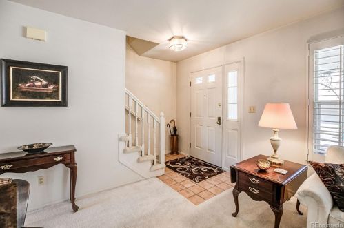 7186 Bentley Cir, Englewood, CO 80112-1186